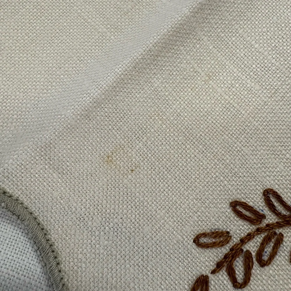 Vintage Embroidered Floral Tablecloth and Napkin Set